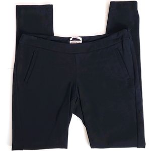 Black Stretchy skinny cropped pants